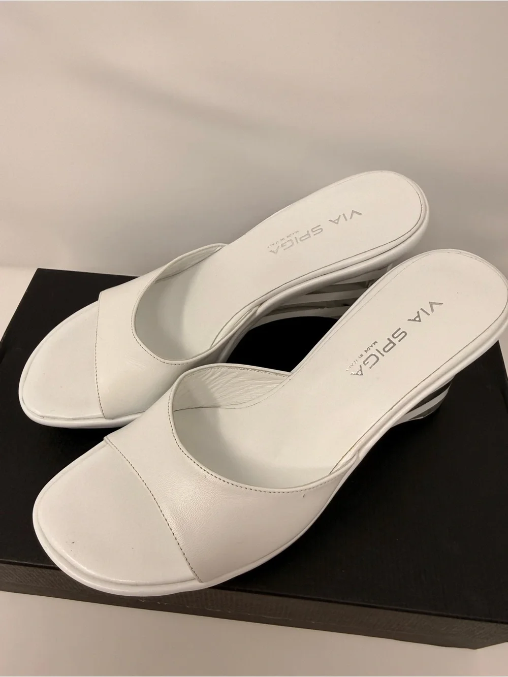 Via Spiga White Open-Toe Wedge Slide Sandals with Striped Heel